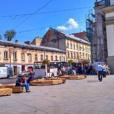 Mini Economy Apartments- Filatova 10 Lviv Kültér fotó
